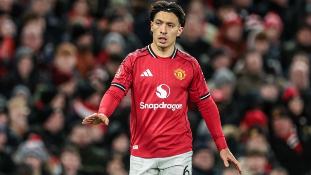 Manchester United, Old Trafford'da Leeds'e Boyun Eğdi! haber görseli
